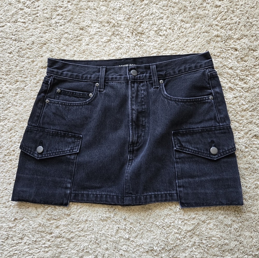 Denim Forum The 90s Mid Rise Cargo Mini Skirt Womens 28 Gray Denim